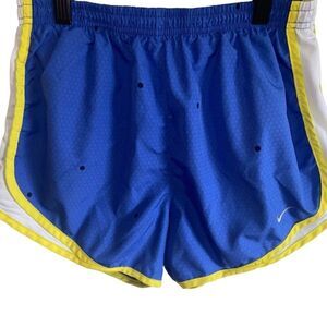 Nike dri Fit hexagon pattern shorts